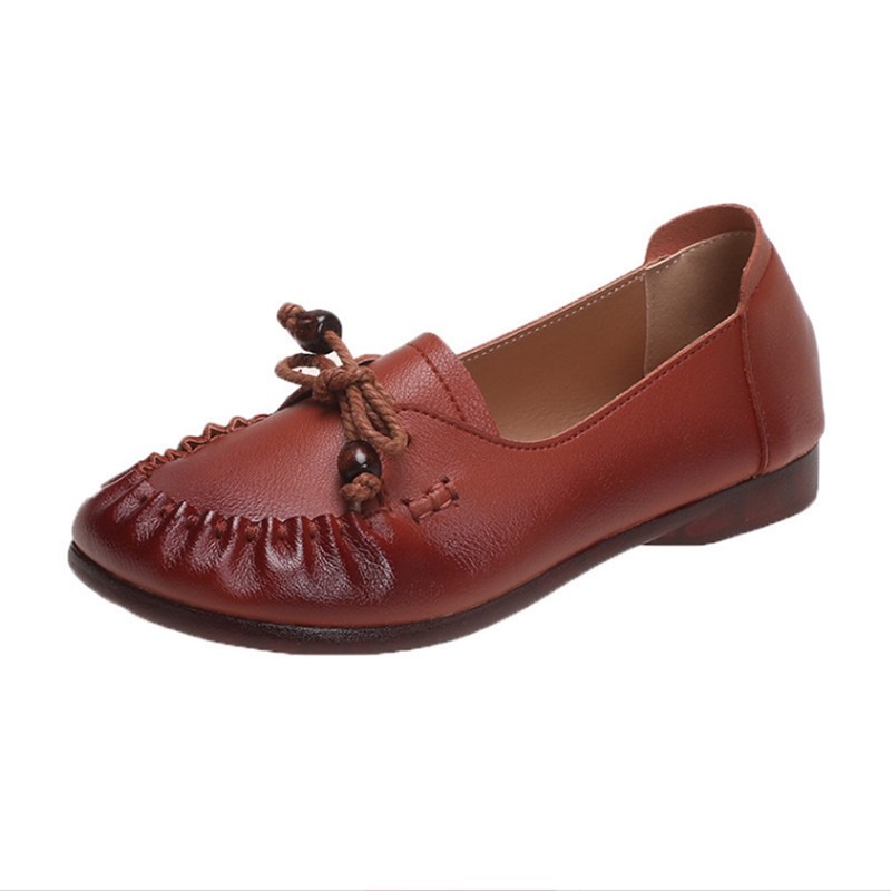 Comfortable women's casual flats shoes Fashion leather walking style ladies