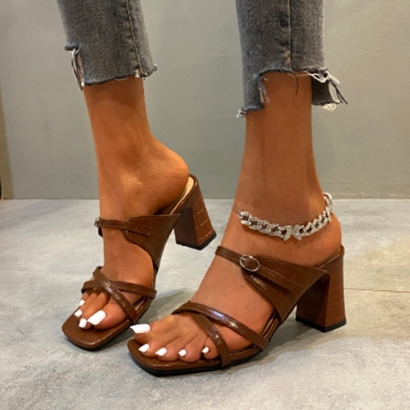  New Design Factory Direct Sale Heeled Sandals for women and Ladies block heels